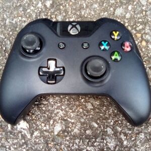 Sleek Black Wireless Gaming Controller